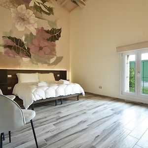 Royal Garden Luxury Rooms